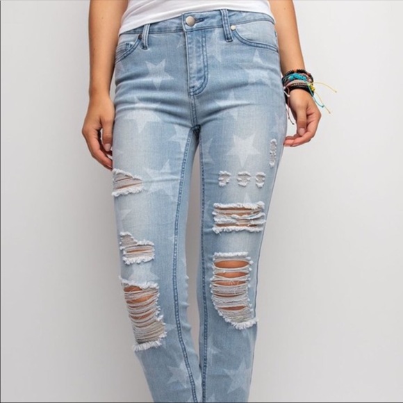 Light Denim Distressed Star Printed Jeans - Picture 6 of 8